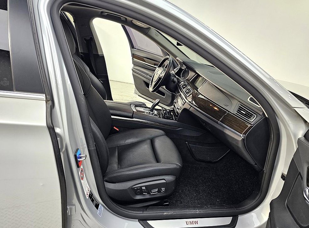 BMW 7시리즈 740 사진 11