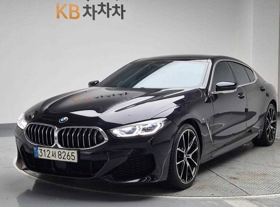 BMW 8시리즈 840i xDrive M 스포츠 그란쿠페