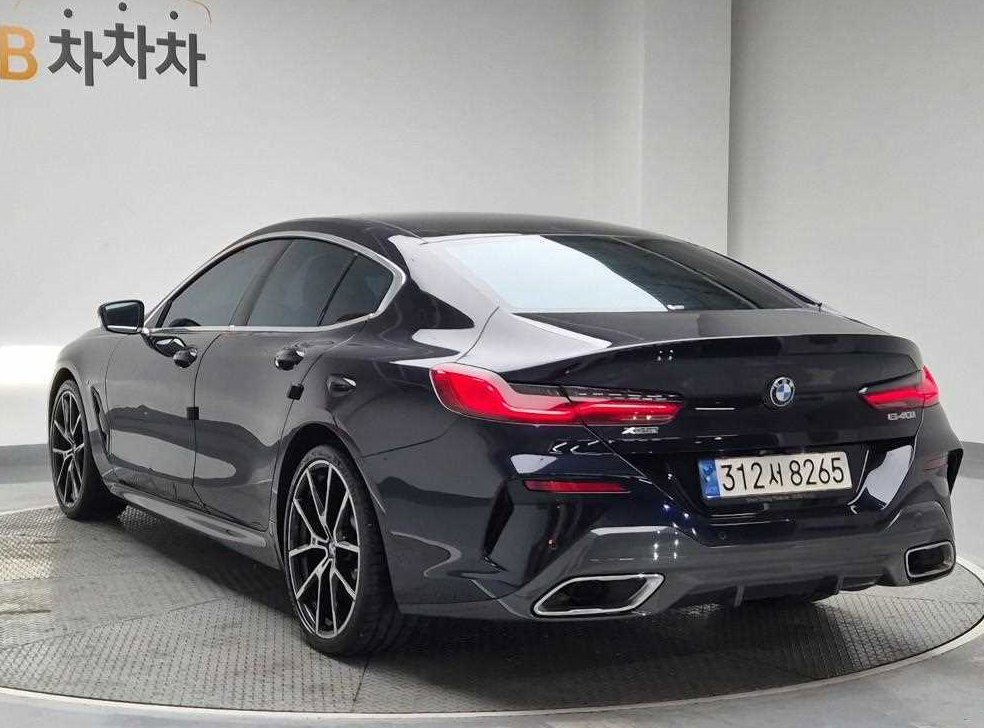 BMW 8시리즈 840i xDrive M 스포츠 그란쿠페 사진 2