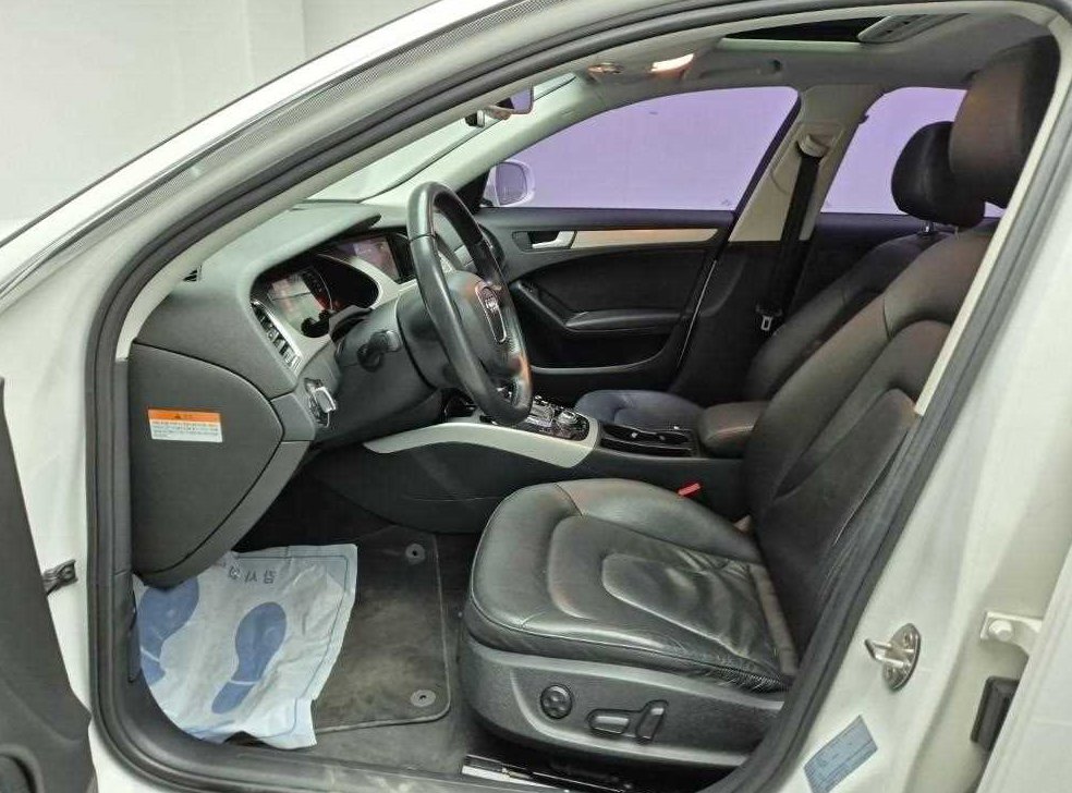 아우디 A4 2.0 TFSI 콰트로 사진 10