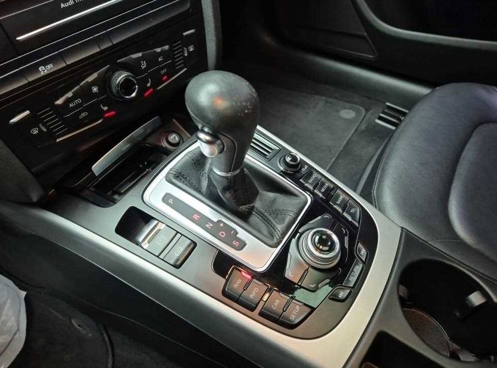아우디 A4 2.0 TFSI 콰트로 사진 7