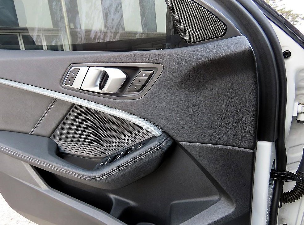 BMW 1시리즈 120i 스포츠 사진 11