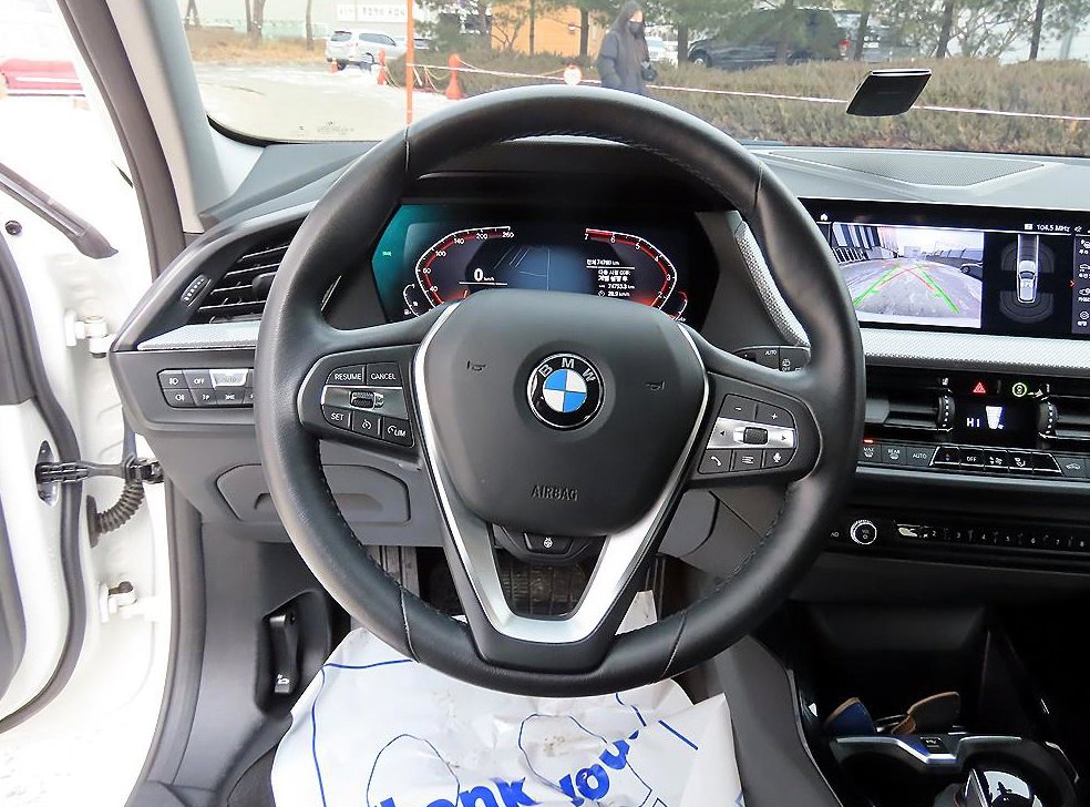 BMW 1시리즈 120i 스포츠 사진 8