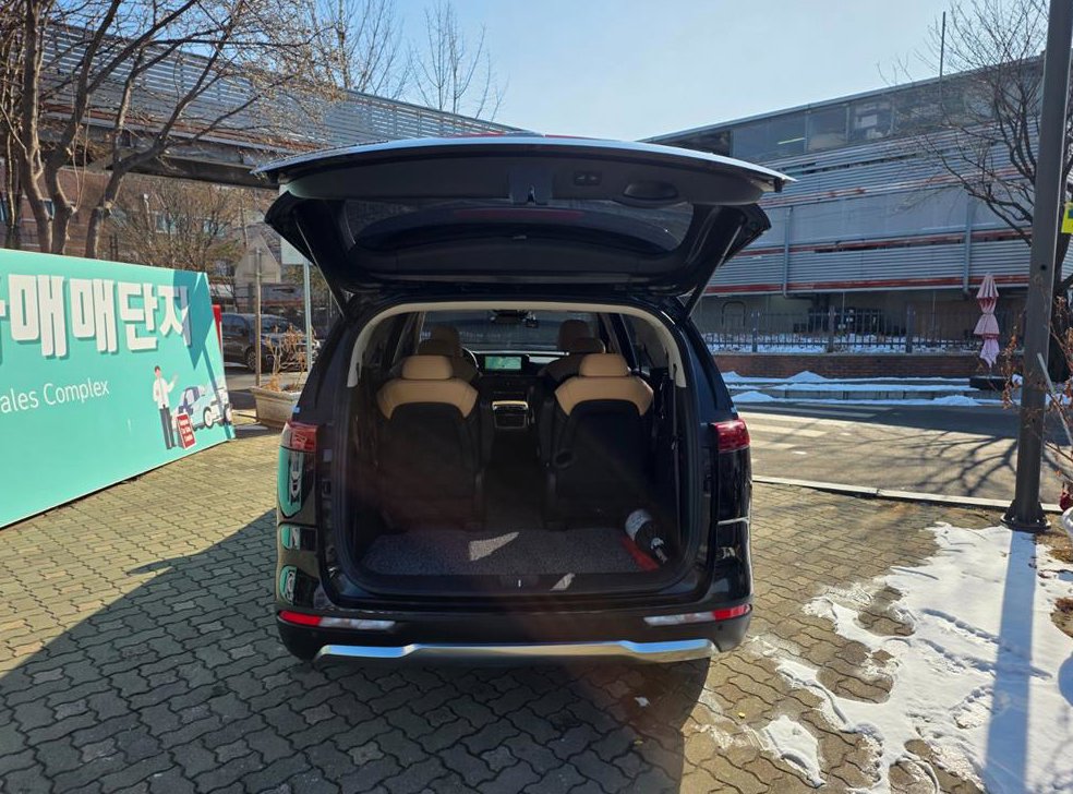 기아 카니발 디젤 9인승 시그니처 사진 4