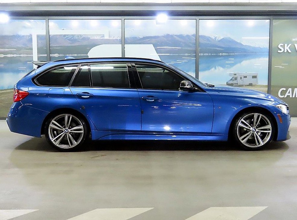 BMW 3시리즈 320d 투어링 M 퍼포먼스 에디션 사진 3