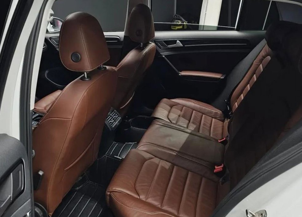 폭스바겐 골프 2.0 TDI 프리미엄 사진 12