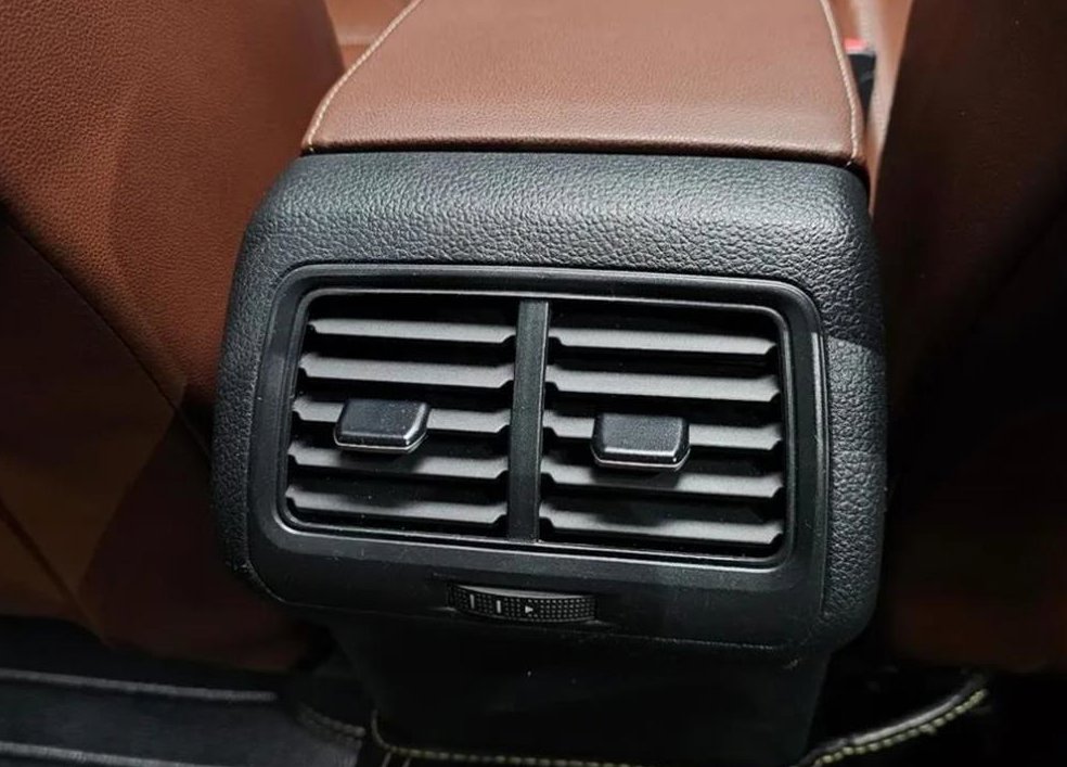 폭스바겐 골프 2.0 TDI 프리미엄 사진 19