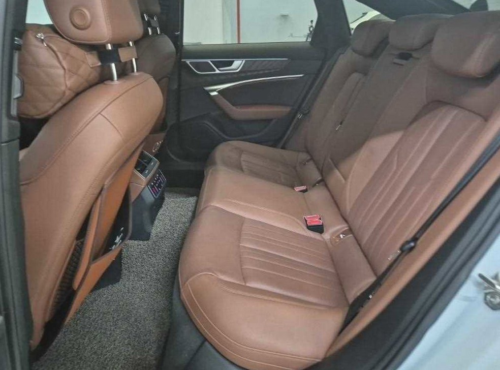 아우디 A6 40 TDI 프리미엄 사진 12