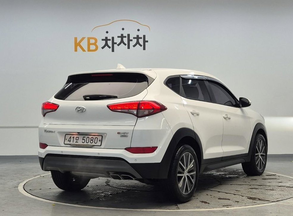 현대 투싼 디젤 2.0 4WD 사진 3