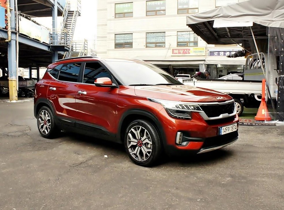 기아 셀토스 가솔린 1.6 터보 2WD 사진 2