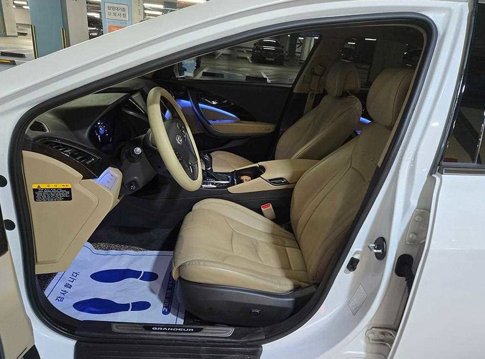 현대 그랜저 HG220 PREMIUM 사진 6