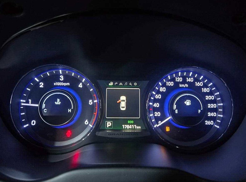 현대 그랜저 HG220 PREMIUM 사진 9
