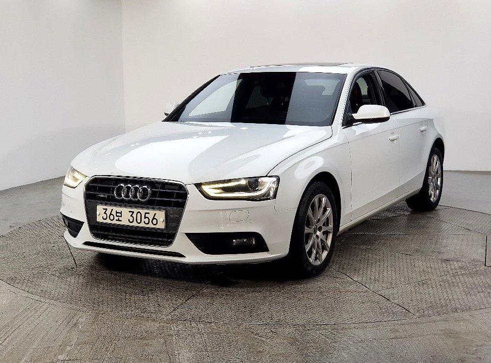아우디 A4 35 TDI 콰트로