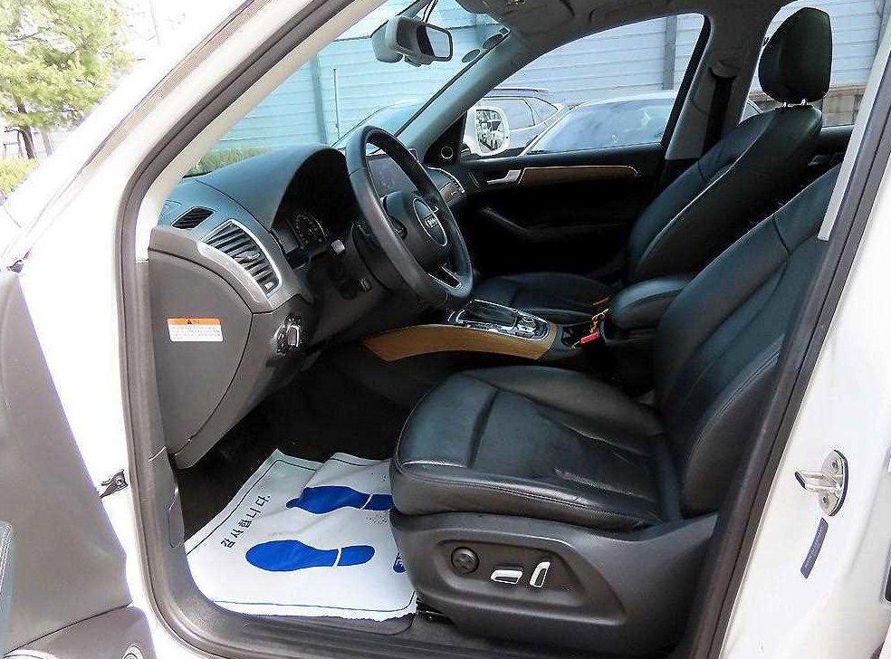 아우디 Q5 45 TDI 콰트로 다이나믹 사진 5