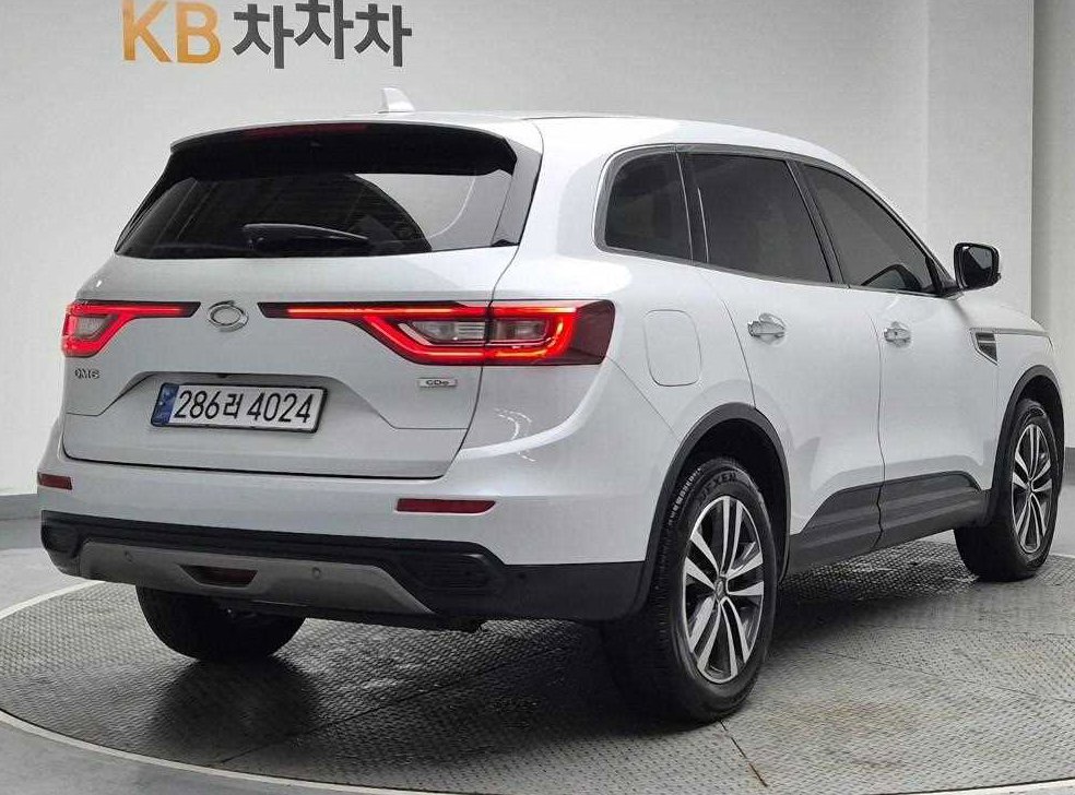 르노코리아(삼성) QM6 가솔린 2.0 GDe LE 2WD 사진 3