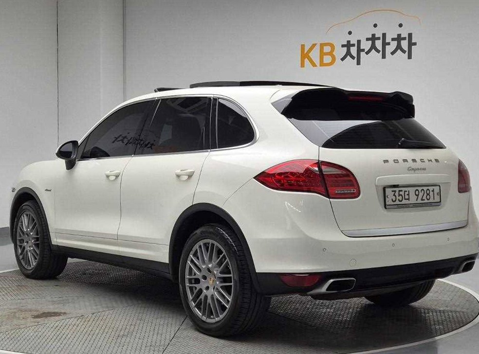 포르쉐 카이엔 3.0 디젤 사진 2