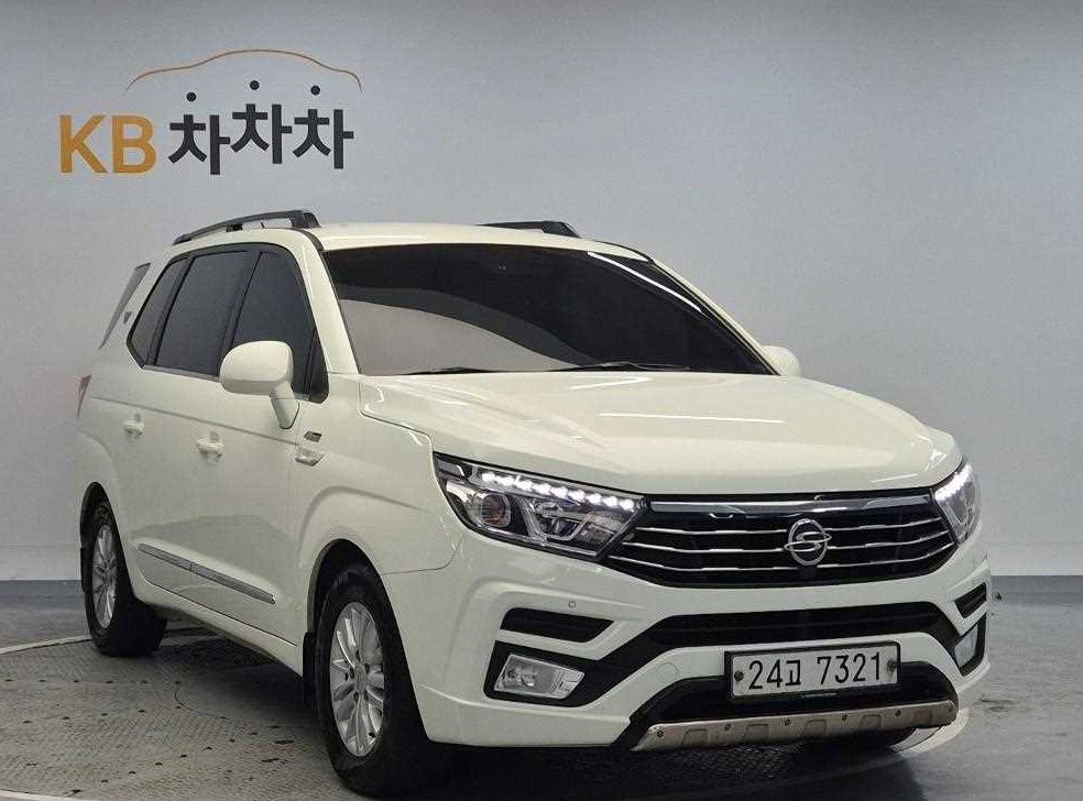 KG모빌리티(쌍용)  코란도 4WD TX 사진 4
