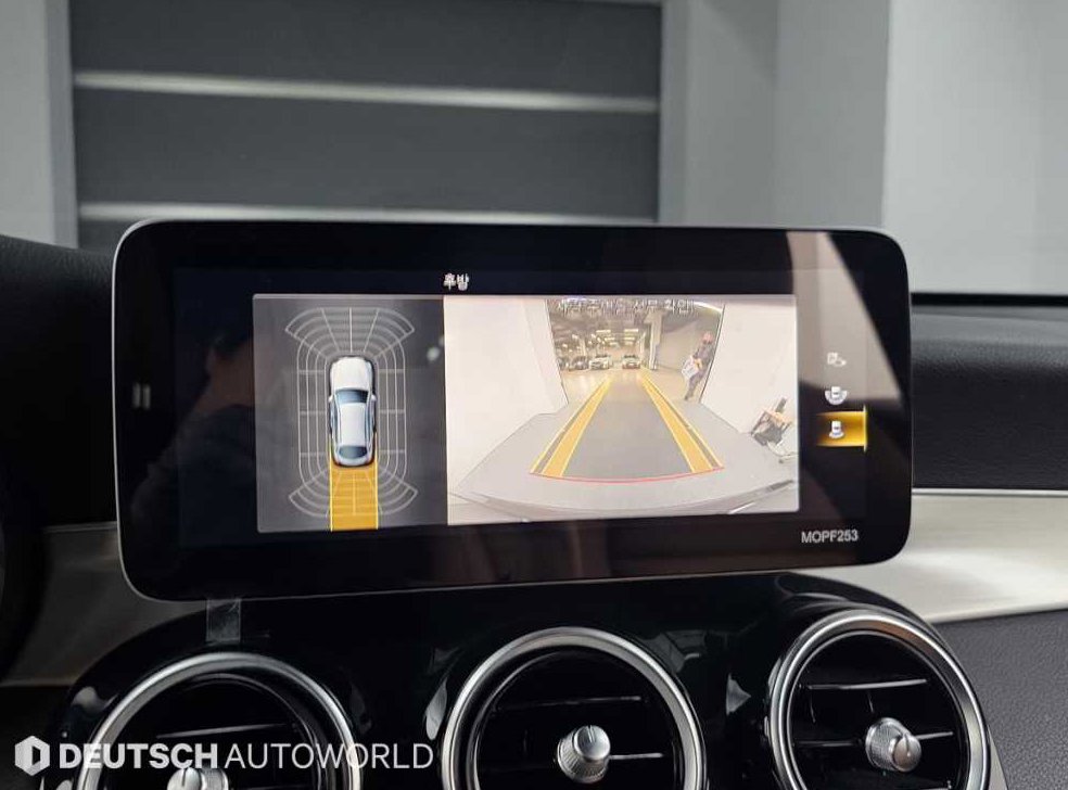 벤츠 GLC 클래스 GLC 220 d 4MATIC 쿠페 사진 15