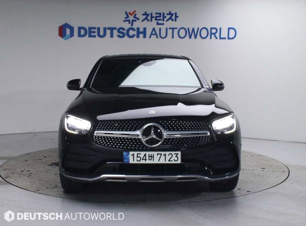 벤츠 GLC 클래스 GLC 220 d 4MATIC 쿠페 사진 3