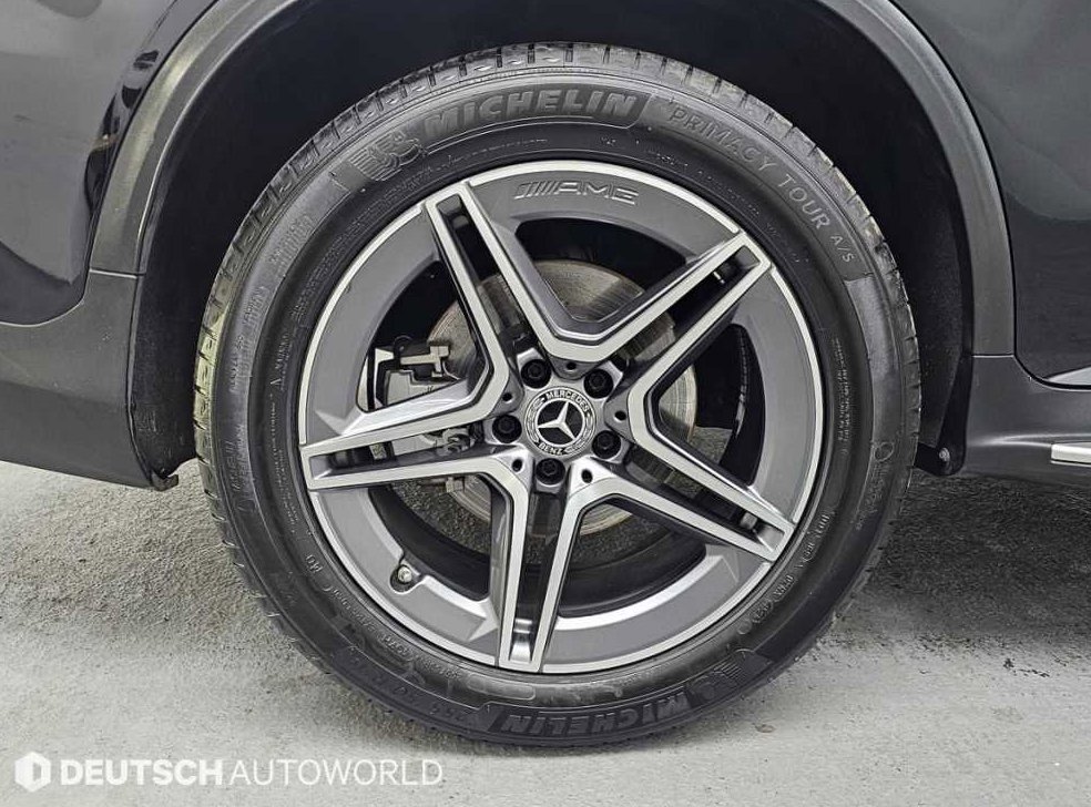 벤츠 GLC 클래스 GLC 220 d 4MATIC 쿠페 사진 5