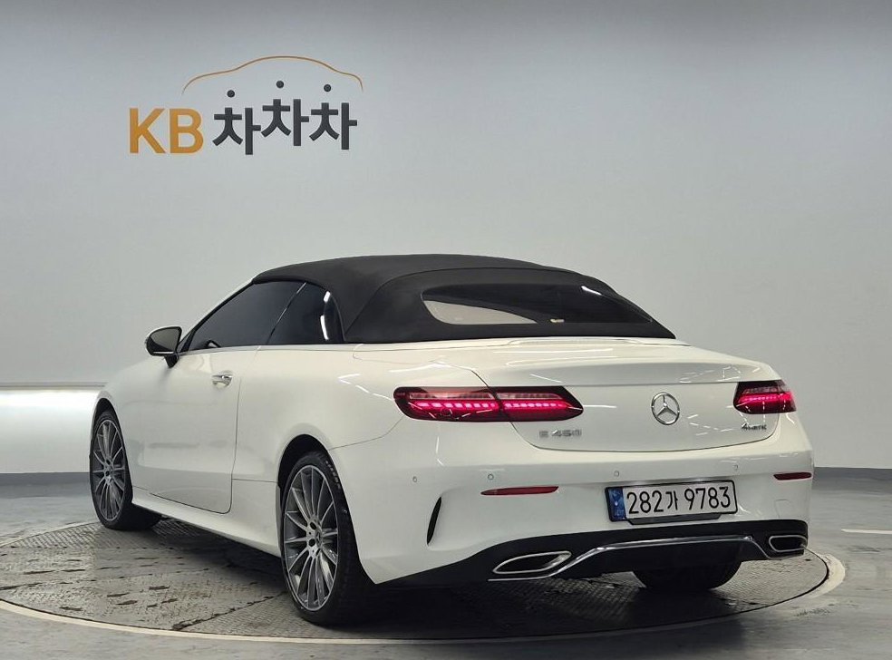 벤츠 E 클래스 E450 4MATIC 카브리올레 사진 2
