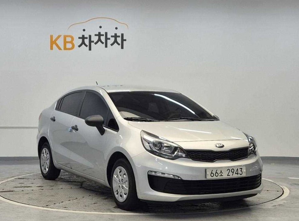 기아 프라이드 4DR 1.4 MPI 디럭스 사진 4
