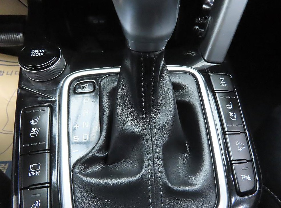기아 셀토스 가솔린 1.6 터보 4WD 사진 16