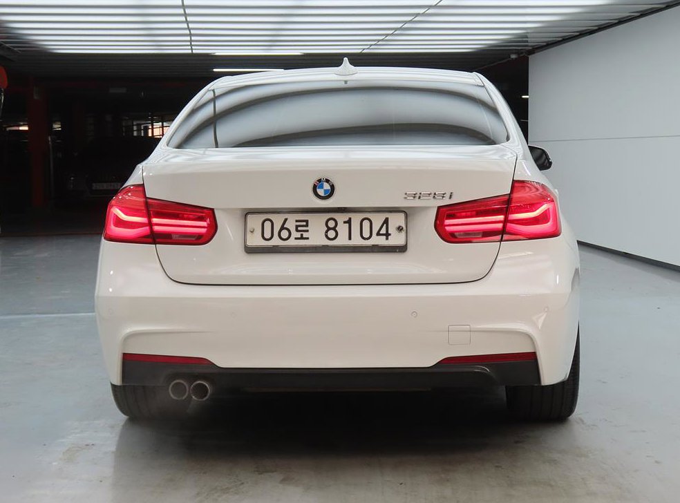 BMW 3시리즈 328i M 스포츠 사진 3
