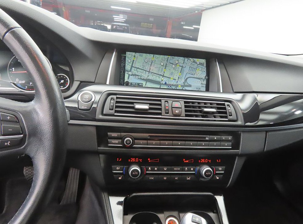 BMW 5시리즈 520d xDrive 사진 10