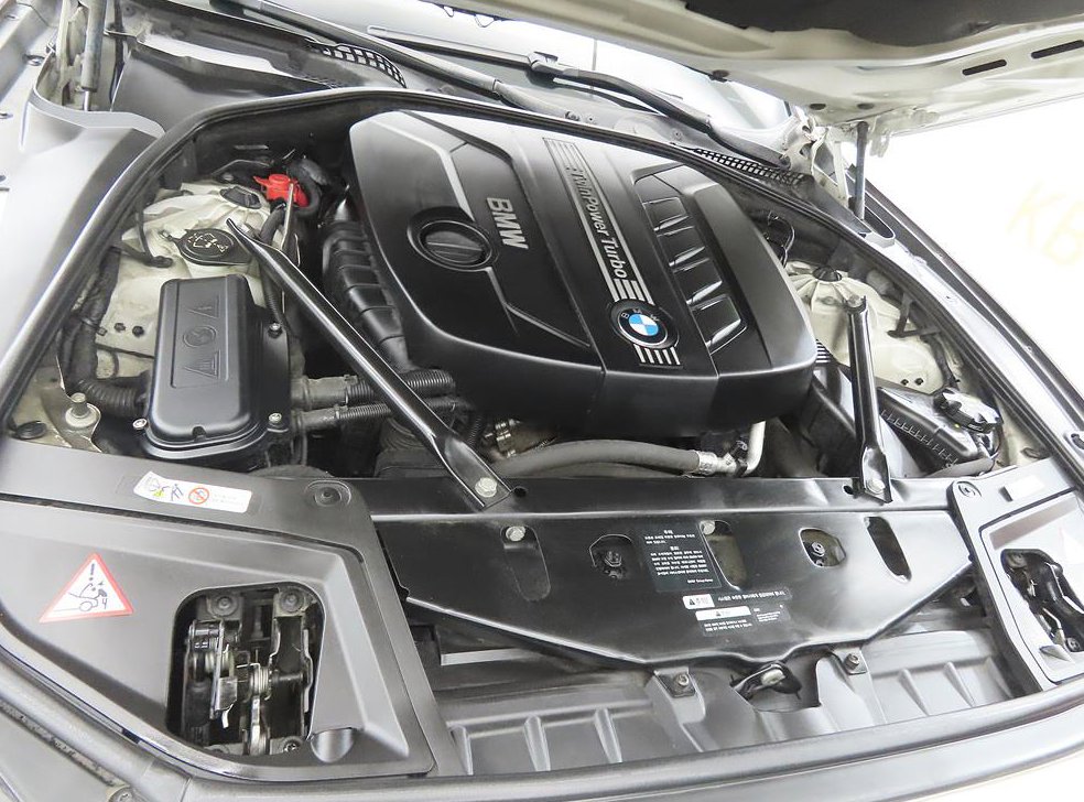 BMW 5시리즈 520d xDrive 사진 19