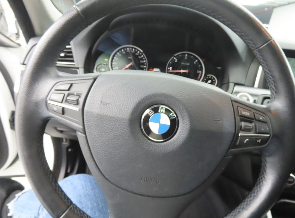 BMW 5시리즈 520d xDrive 사진 8