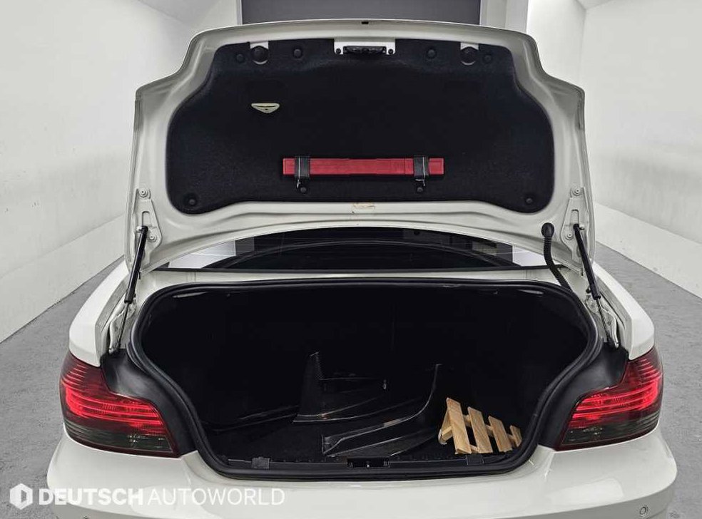 BMW 1시리즈 120d 쿠페 사진 18