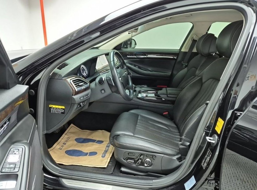제네시스 G90 3.8 GDI AWD 사진 11