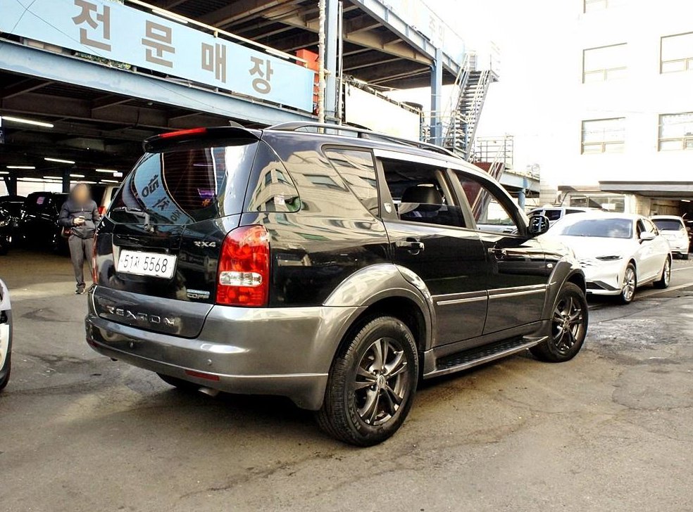 KG모빌리티(쌍용)  렉스턴 RX4 4WD 사진 4