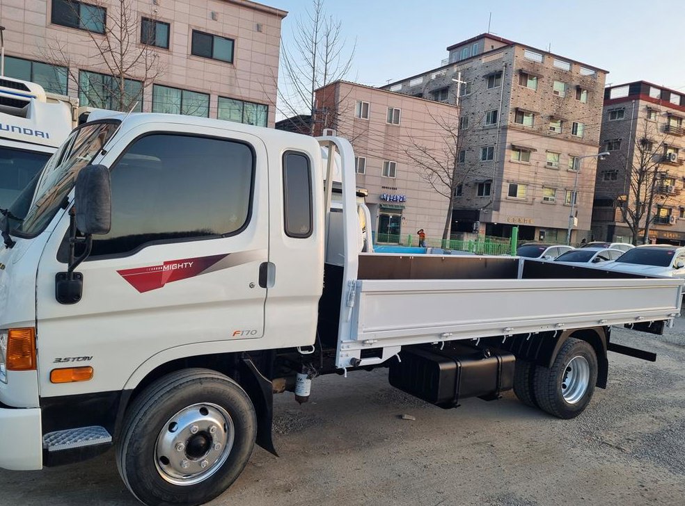 중대형화물 카고 마이티 3.5톤 사진 2