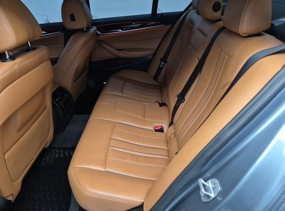 BMW 5시리즈 520d 럭셔리 스페셜 에디션 사진 12