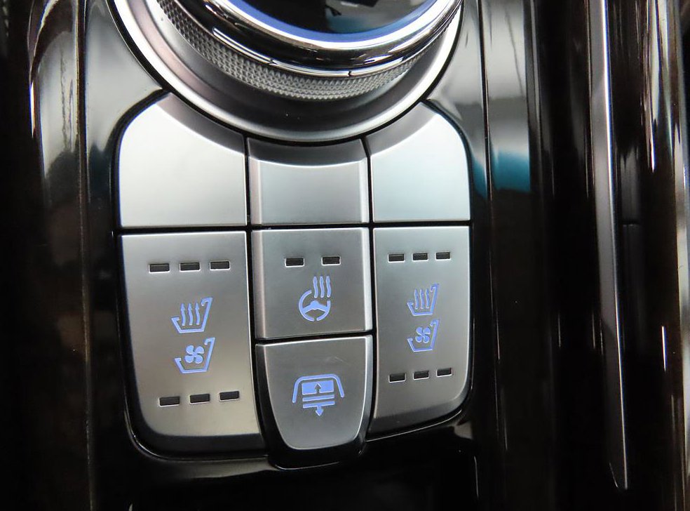 제네시스 G90 3.3 T AWD 사진 16