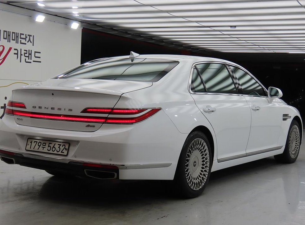 제네시스 G90 3.3 T AWD 사진 4