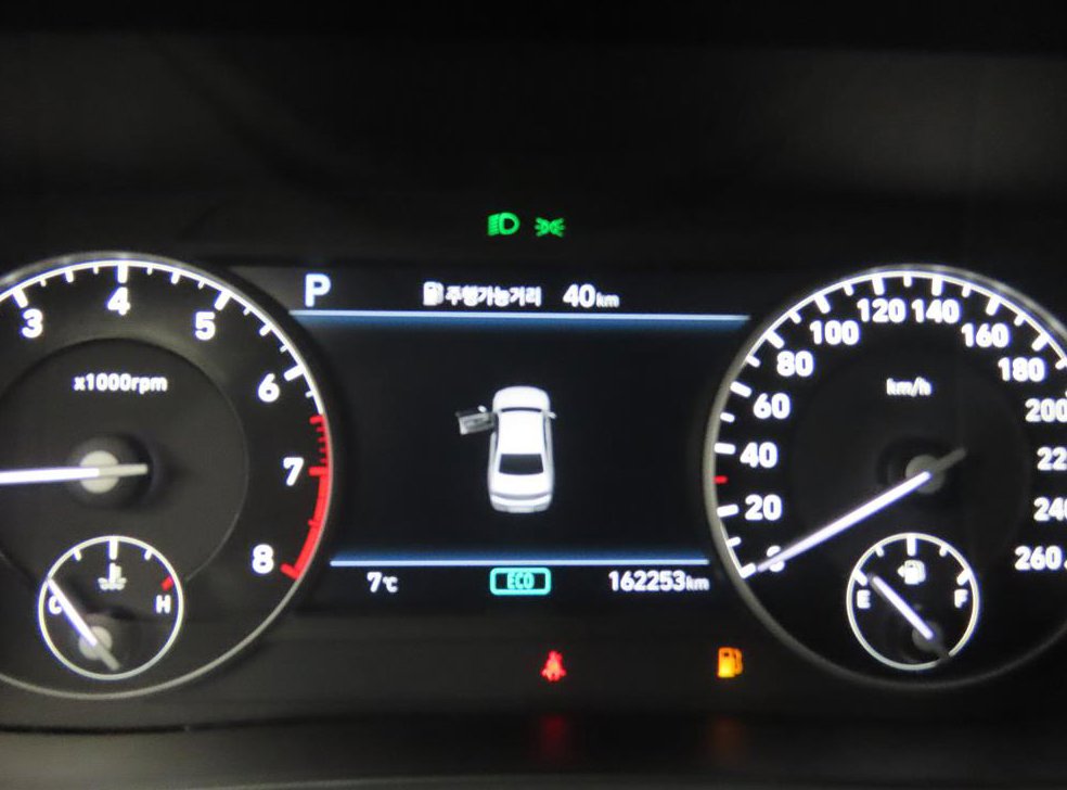 제네시스 G90 3.3 T AWD 사진 8