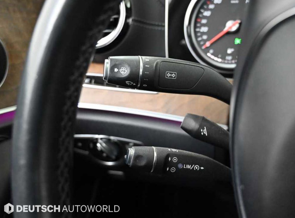 벤츠 E 클래스 E220d 익스클루시브 사진 17