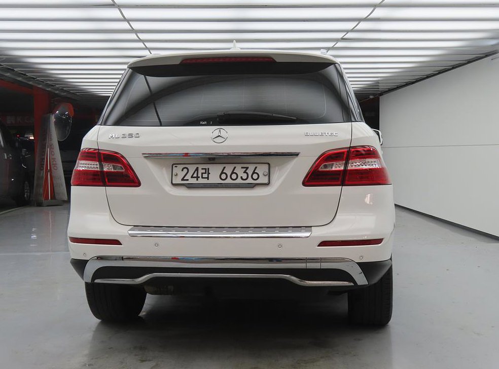 벤츠 M 클래스 ML350 블루텍 4매틱 사진 3