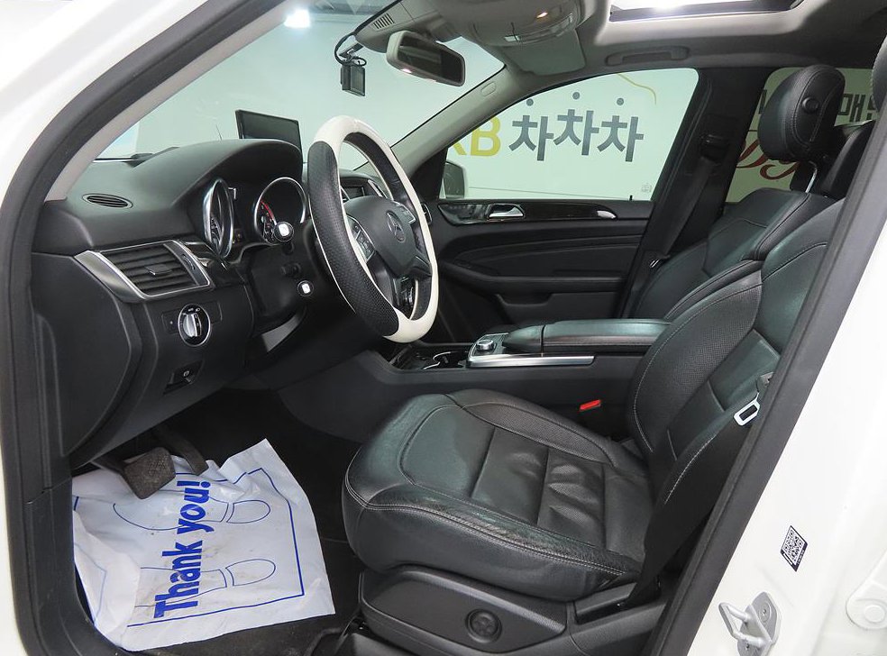 벤츠 M 클래스 ML350 블루텍 4매틱 사진 5