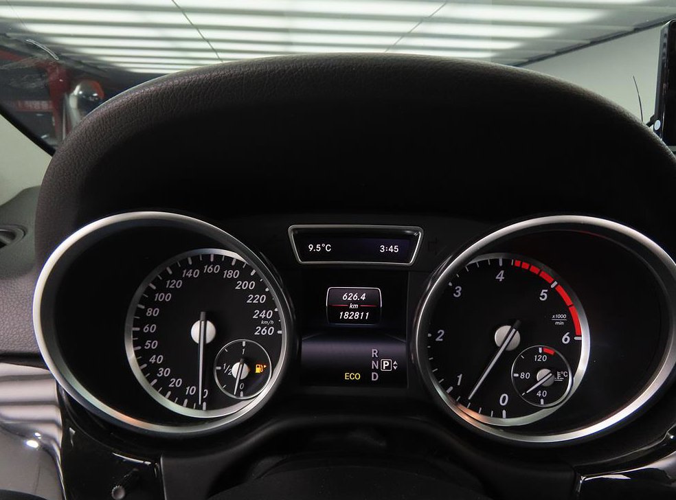 벤츠 M 클래스 ML350 블루텍 4매틱 사진 9