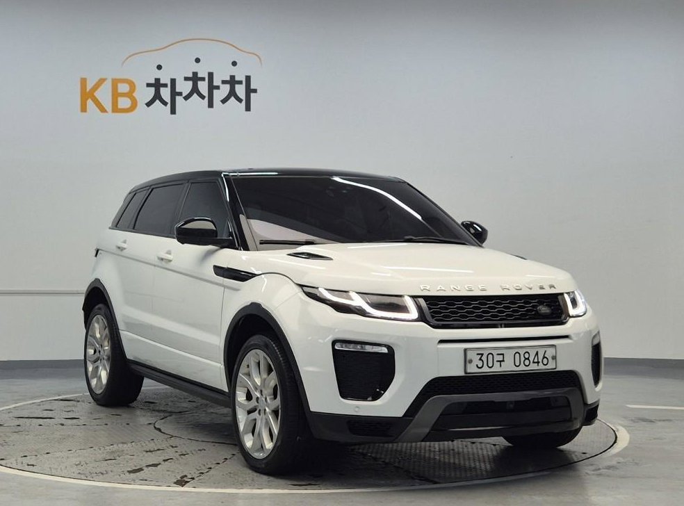 랜드로버 레인지로버 이보크 2.0 TD4 HSE 다이나믹 사진 2