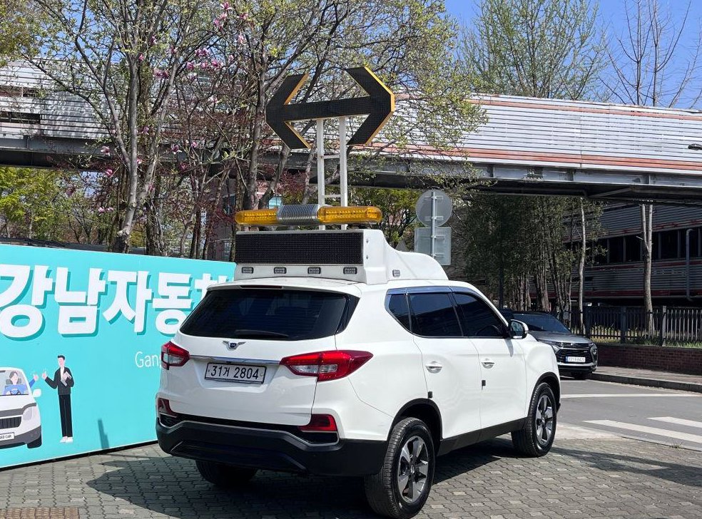 KG모빌리티(쌍용)  렉스턴 디젤 2.2 4WD 사진 2