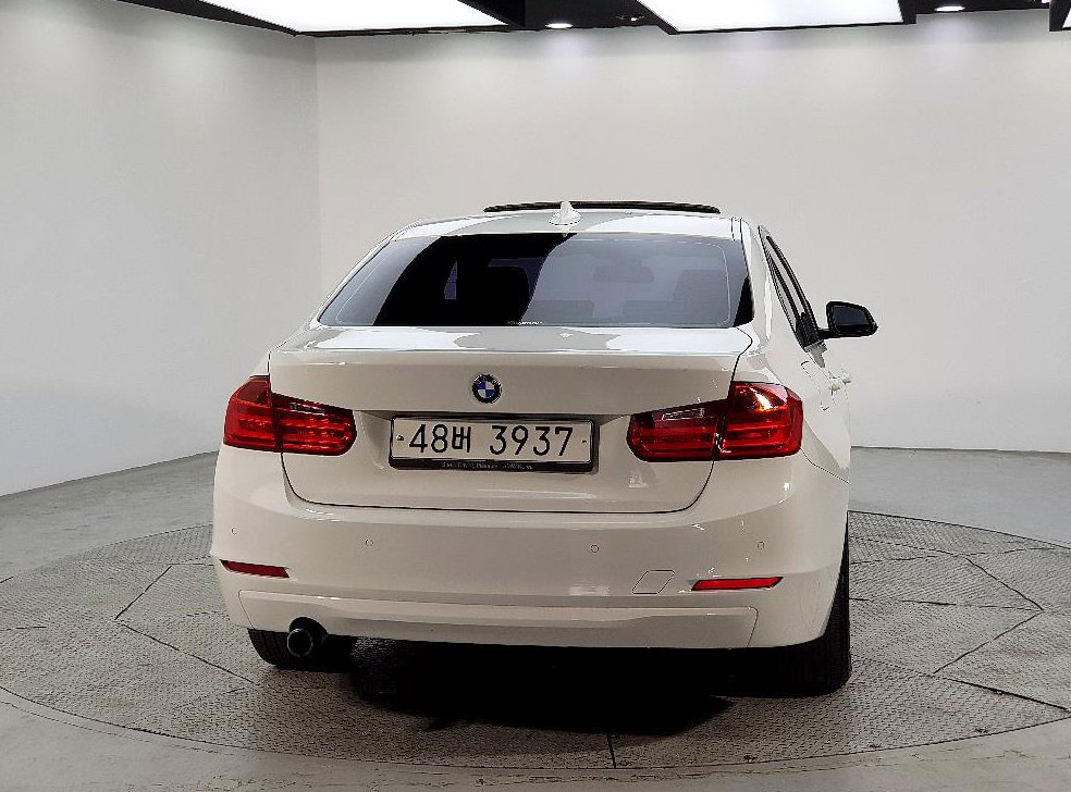 BMW 3시리즈 320d 사진 3