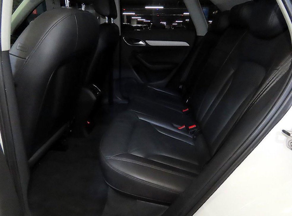 아우디 Q3 30 TDI 콰트로 사진 7