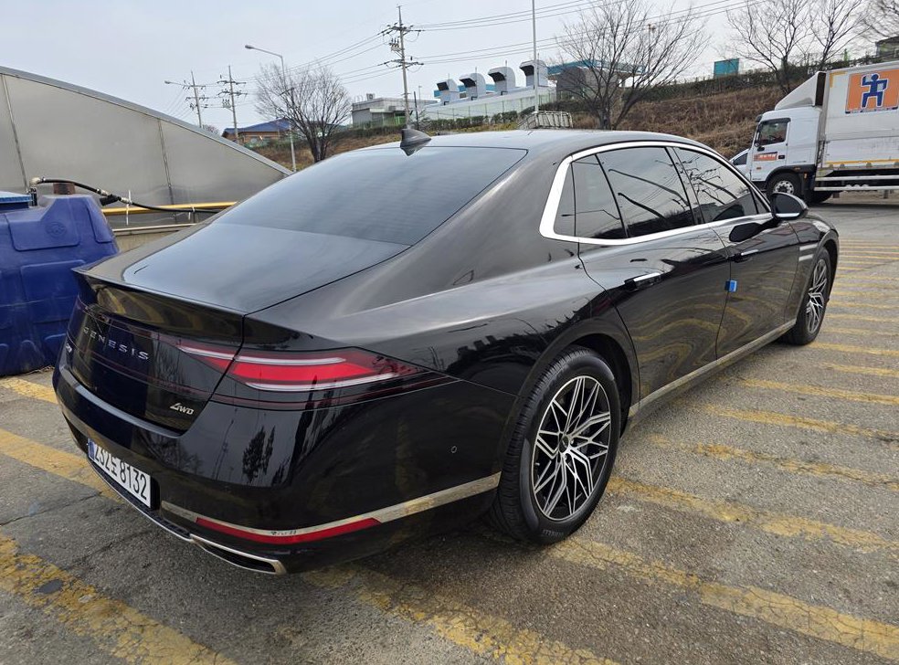 제네시스 G90 3.5T GDI AWD 사진 4