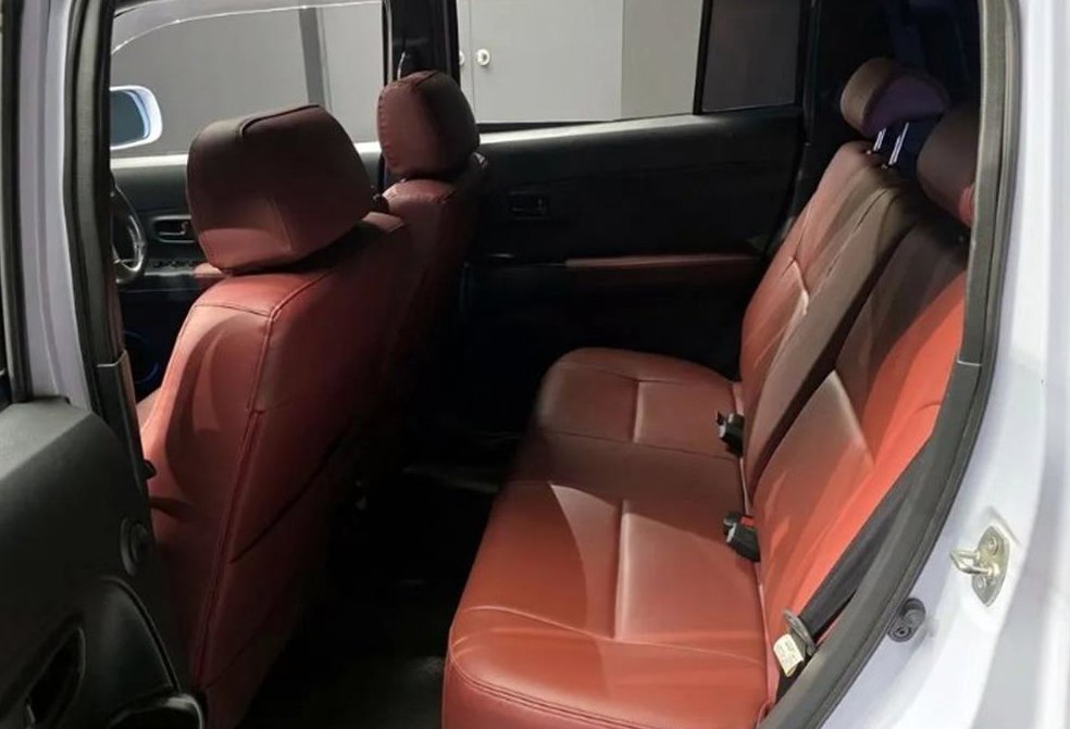 토요타 bB 1.5 2WD 사진 11