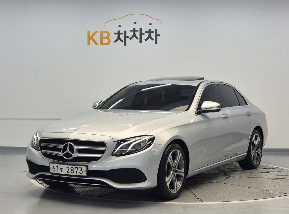 벤츠 E 클래스 E300 아방가르드